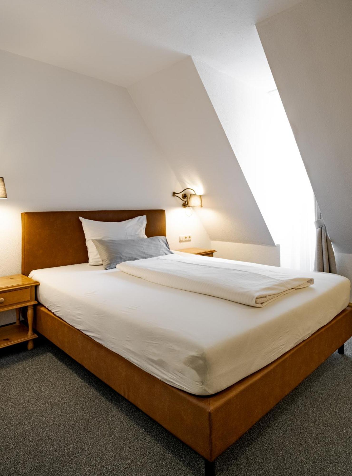 Hotel Goldener Hirsch Kaufbeuren Room photo